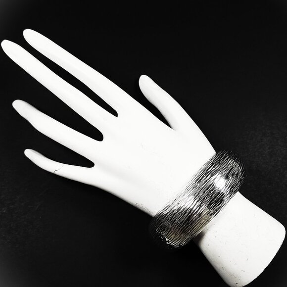 SIMON SEBBAG NWT Sterling Silver Textured Wide Cuff Bracelet - Picture 6 of 7